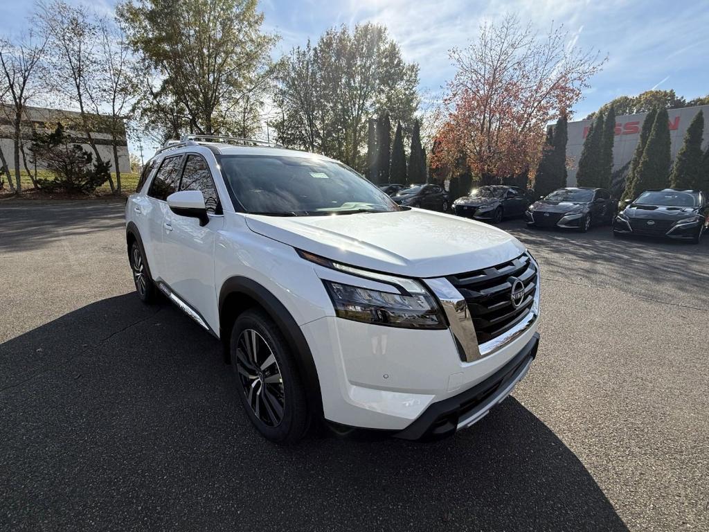 new 2025 Nissan Pathfinder car, priced at $49,740