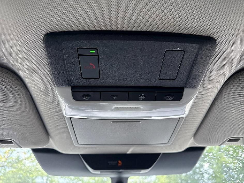 used 2022 Nissan Pathfinder car, priced at $23,972