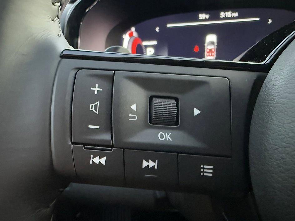 used 2025 Nissan Pathfinder car, priced at $53,981