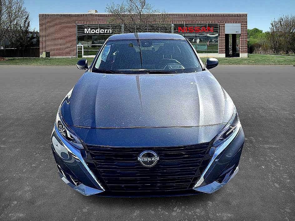 new 2025 Nissan Altima car, priced at $25,795
