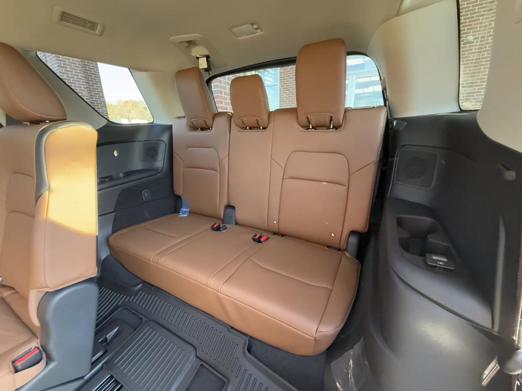 new 2025 Nissan Pathfinder car, priced at $47,355