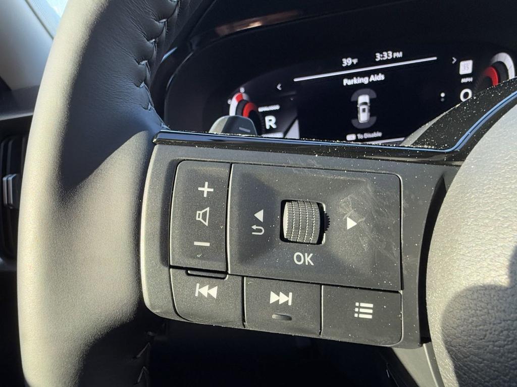 new 2025 Nissan Pathfinder car, priced at $47,355