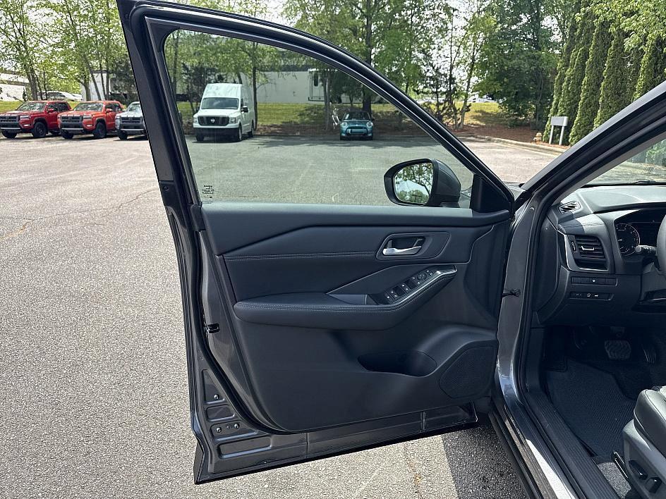 new 2025 Nissan Rogue car, priced at $30,896