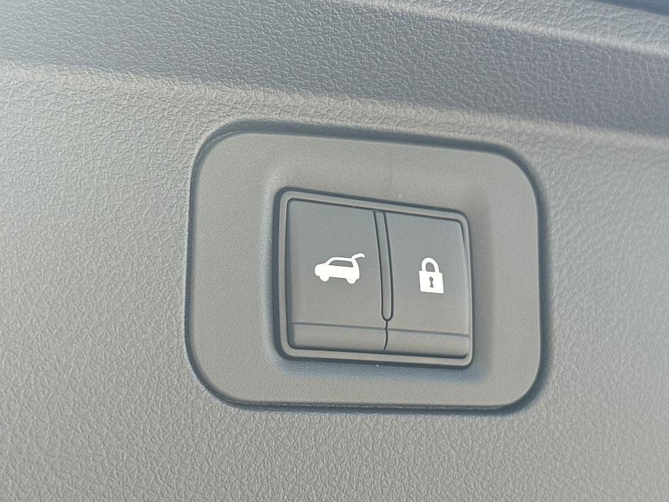 new 2025 Nissan Armada car, priced at $81,260