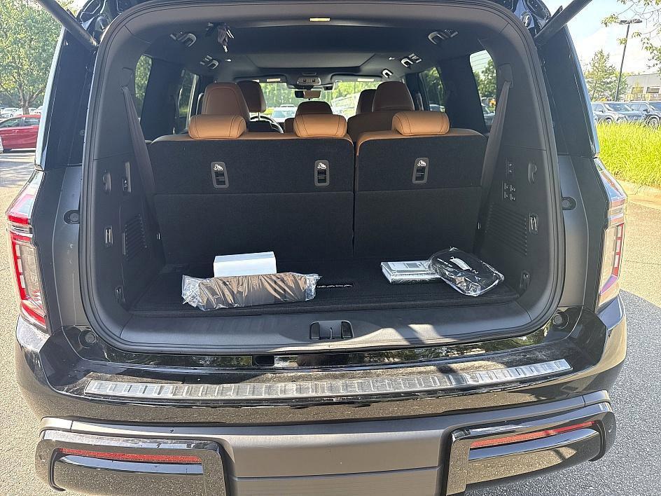 new 2025 Nissan Armada car, priced at $81,260