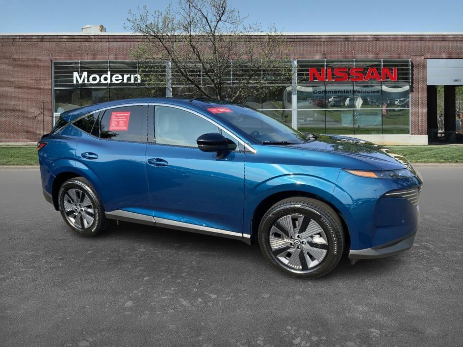 used 2025 Nissan Murano car, priced at $42,556
