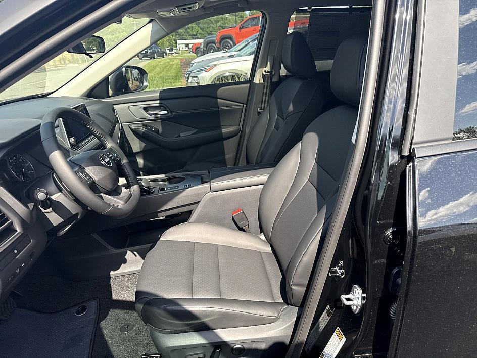 new 2025 Nissan Rogue car, priced at $30,532