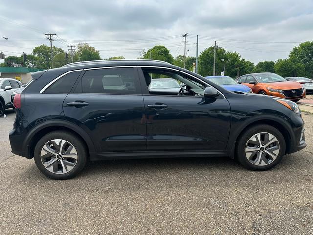 used 2021 Kia Niro EV car