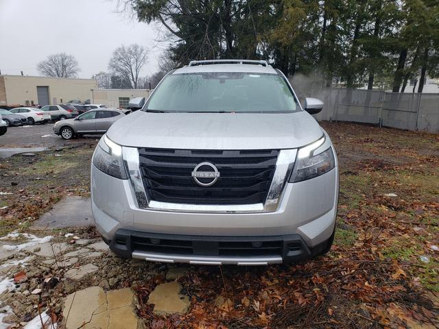 new 2025 Nissan Pathfinder car, priced at $42,945