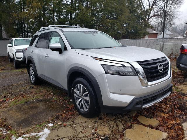 new 2025 Nissan Pathfinder car, priced at $42,945