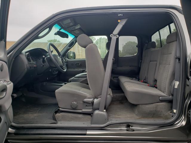 used 2004 Toyota Tundra car, priced at $17,491
