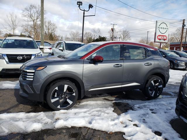 new 2025 Nissan Kicks car, priced at $28,922