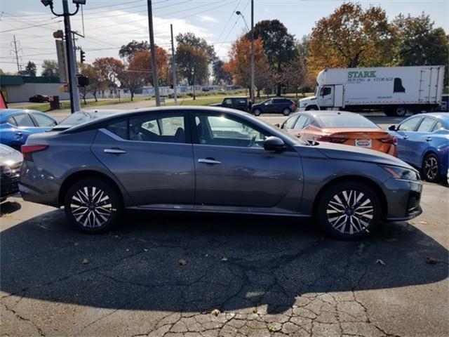 new 2025 Nissan Altima car, priced at $27,534