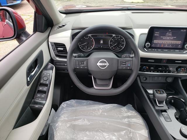 new 2025 Nissan Rogue car, priced at $33,302