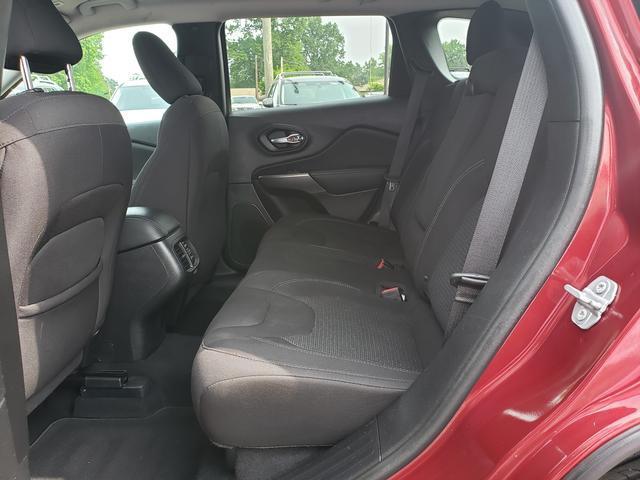 used 2019 Jeep Cherokee car, priced at $12,707