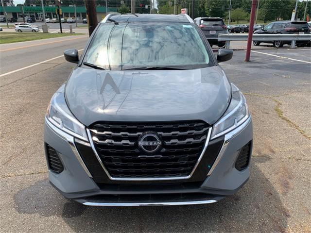 new 2024 Nissan Kicks car, priced at $25,003