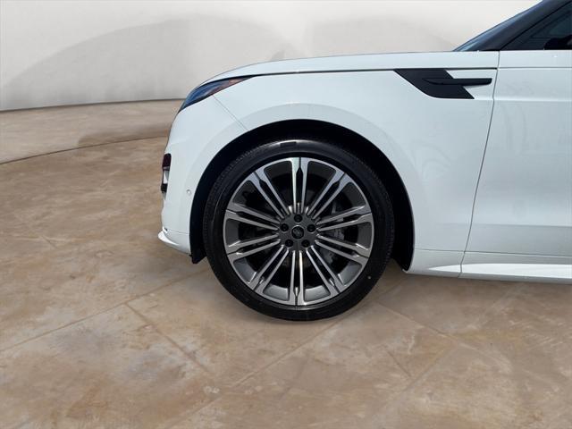 new 2025 Land Rover Range Rover Sport car, priced at $117,955