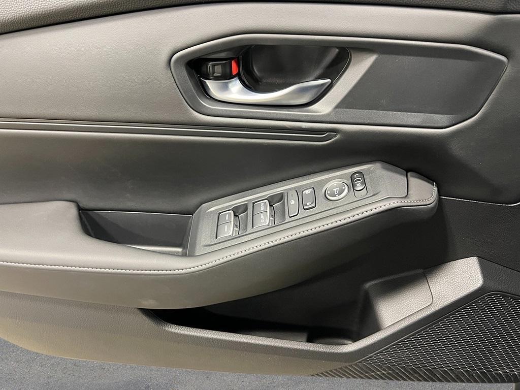 new 2025 Honda Accord Hybrid car, priced at $33,954