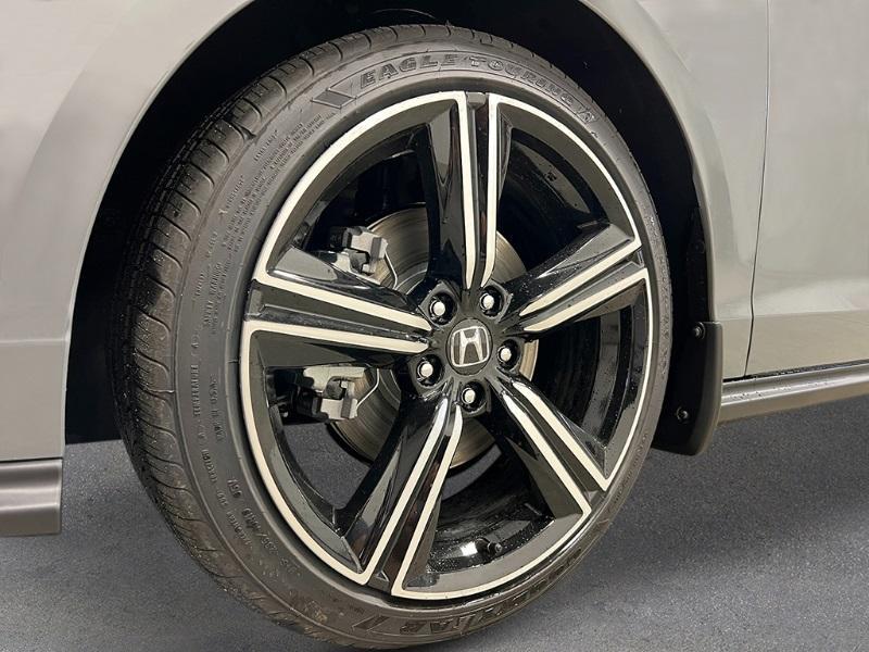 new 2025 Honda Accord Hybrid car, priced at $33,954