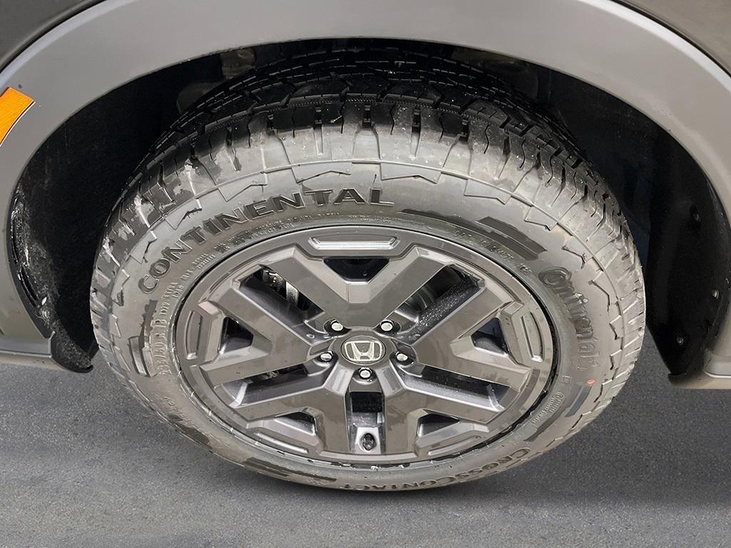 new 2026 Honda CR-V Hybrid car, priced at $38,442