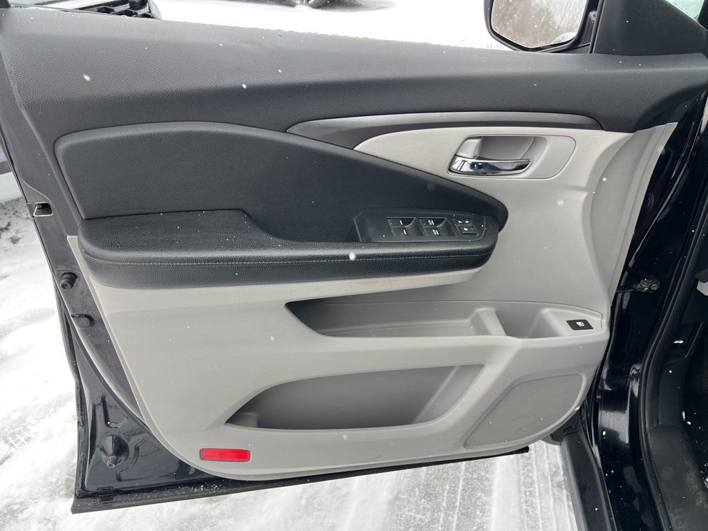 used 2016 Honda Pilot car, priced at $16,228