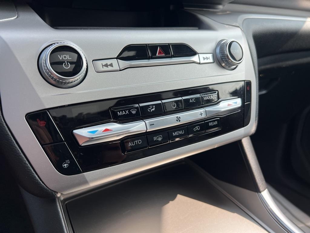used 2021 Ford Explorer car, priced at $25,201