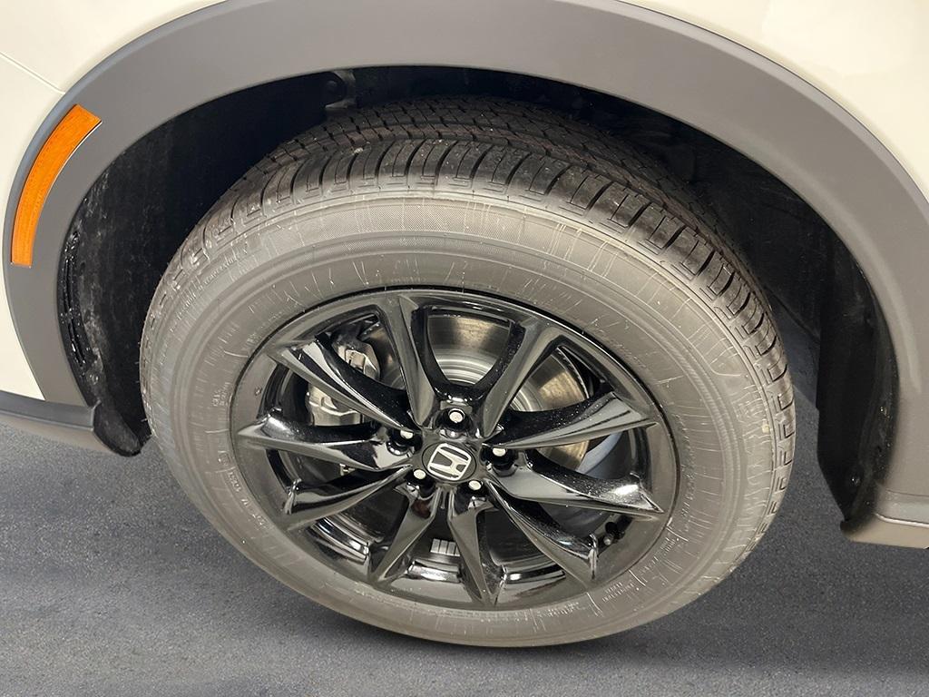 new 2026 Honda CR-V Hybrid car, priced at $42,130