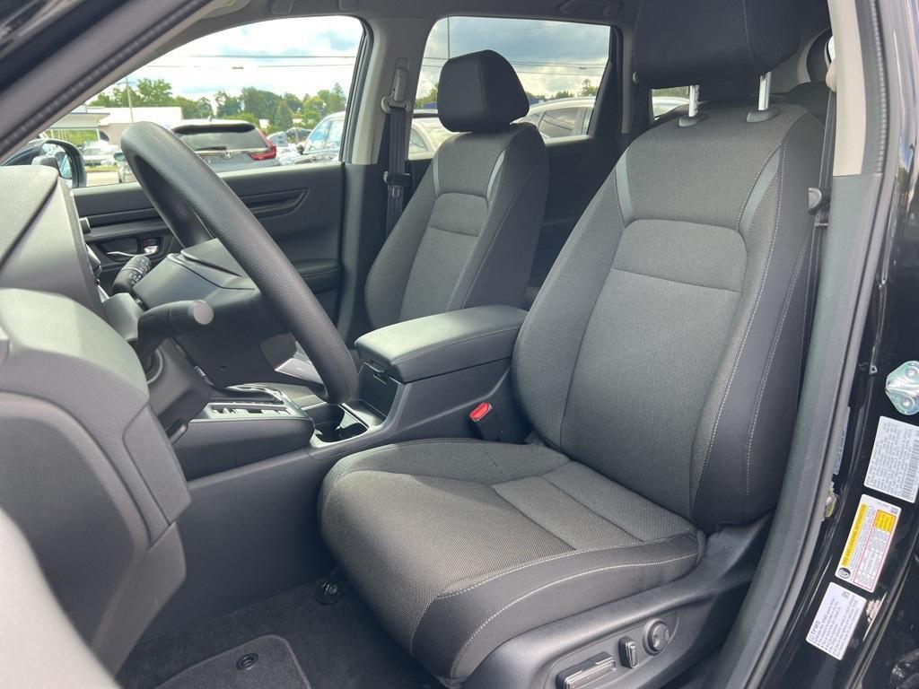used 2025 Honda CR-V car, priced at $34,232