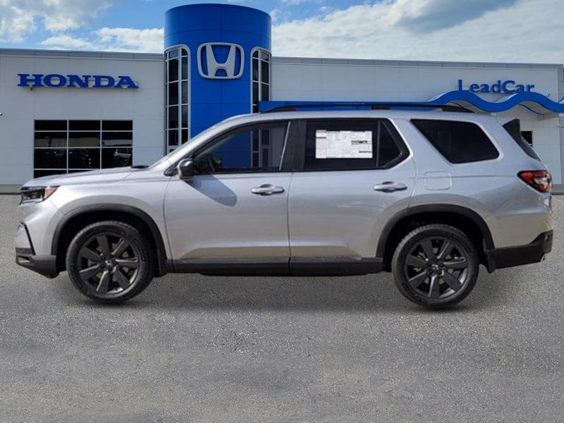 new 2025 Honda Pilot car, priced at $43,795