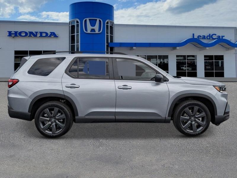 new 2025 Honda Pilot car, priced at $43,795