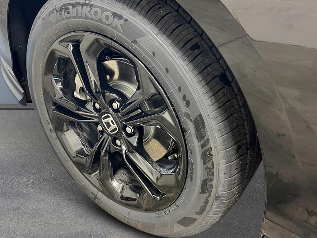 new 2025 Honda Accord car, priced at $30,518