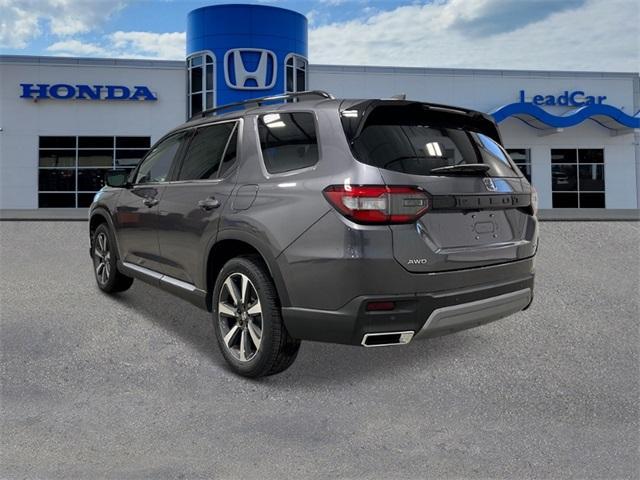 new 2025 Honda Pilot car, priced at $54,530