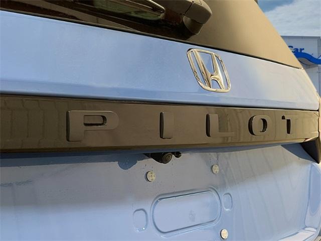 new 2025 Honda Pilot car, priced at $51,430