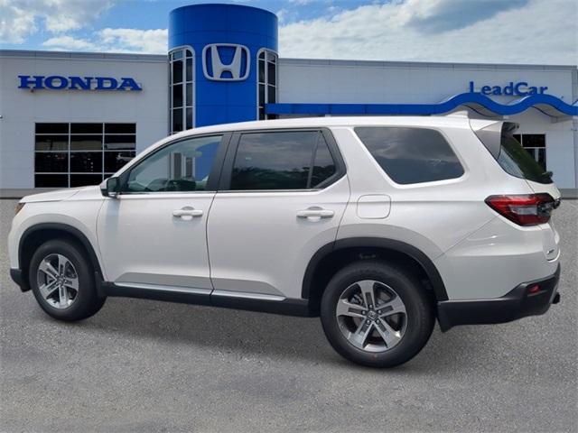 new 2025 Honda Pilot car, priced at $48,255