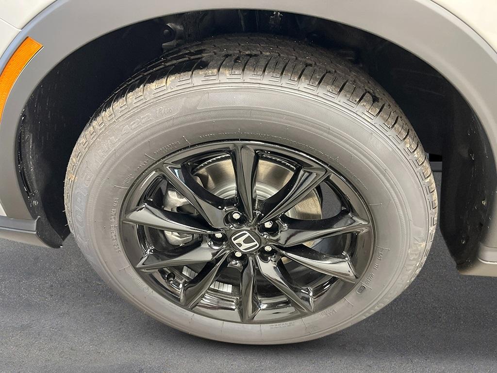 new 2026 Honda CR-V Hybrid car, priced at $39,783