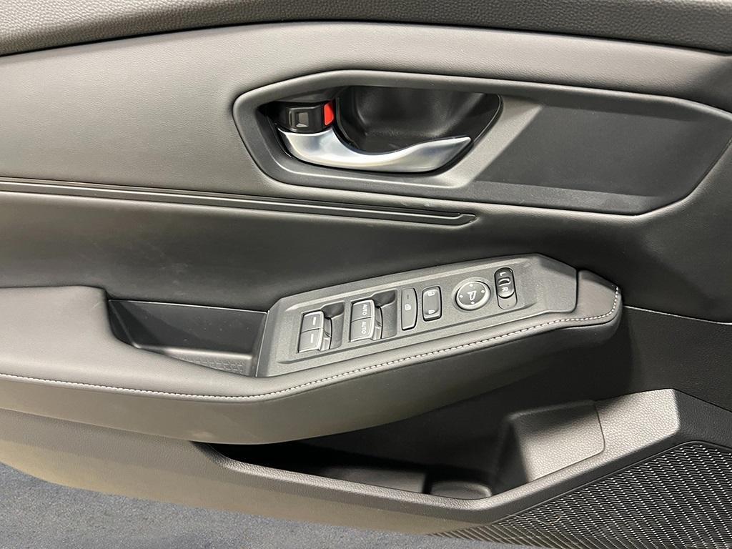 new 2025 Honda Accord Hybrid car, priced at $33,805