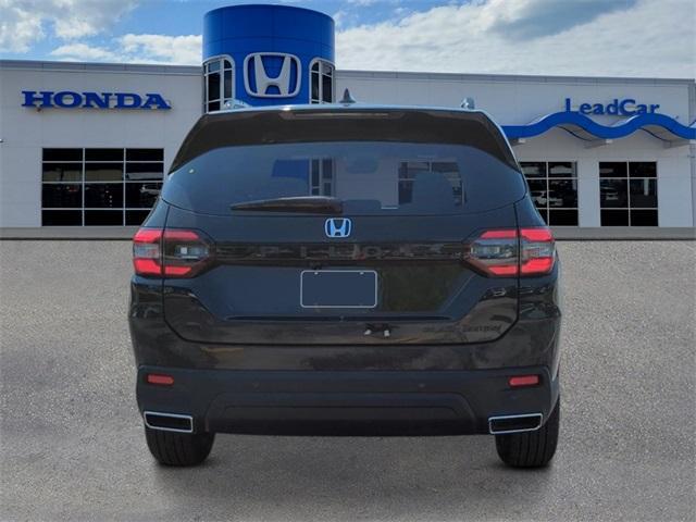 new 2025 Honda Pilot car, priced at $55,975