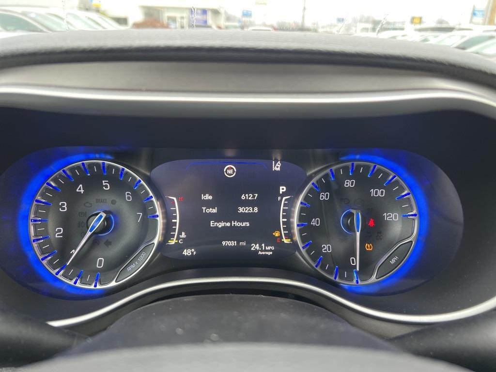 used 2021 Chrysler Pacifica car, priced at $17,099