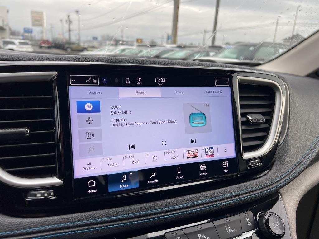 used 2021 Chrysler Pacifica car, priced at $17,099