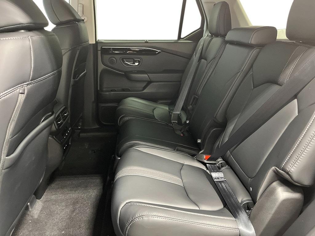 new 2025 Honda Pilot car, priced at $52,450