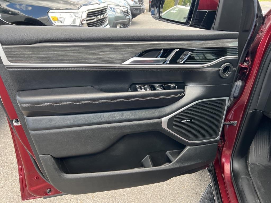 used 2022 Jeep Wagoneer car, priced at $35,000