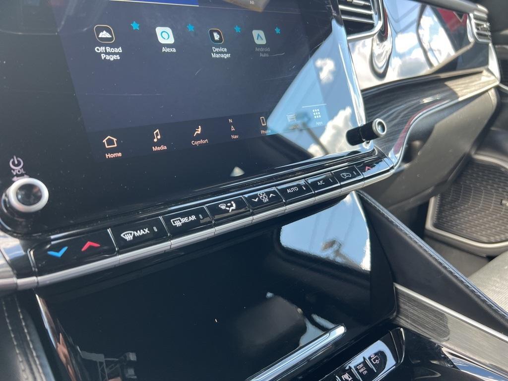 used 2022 Jeep Wagoneer car, priced at $35,000