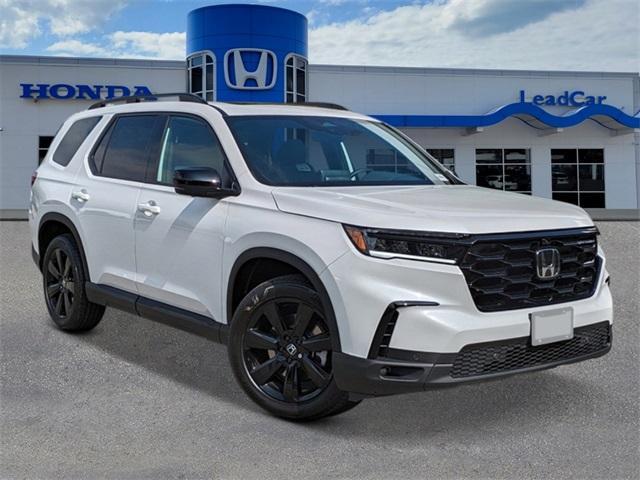 new 2025 Honda Pilot car, priced at $55,430