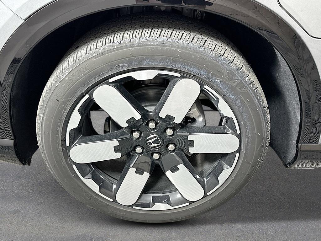 new 2025 Honda Prologue car, priced at $56,000