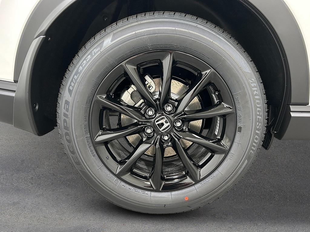 new 2026 Honda CR-V Hybrid car, priced at $42,075