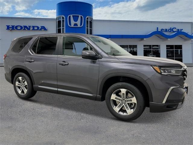 new 2025 Honda Pilot car, priced at $46,995