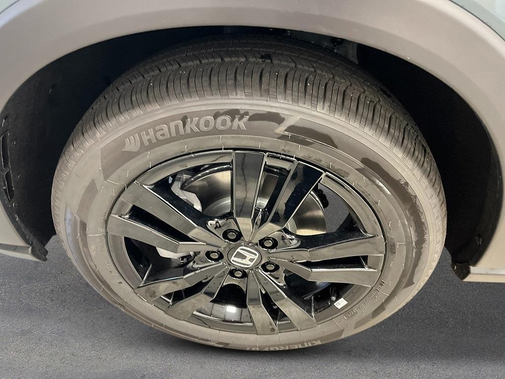 new 2026 Honda HR-V car, priced at $30,197