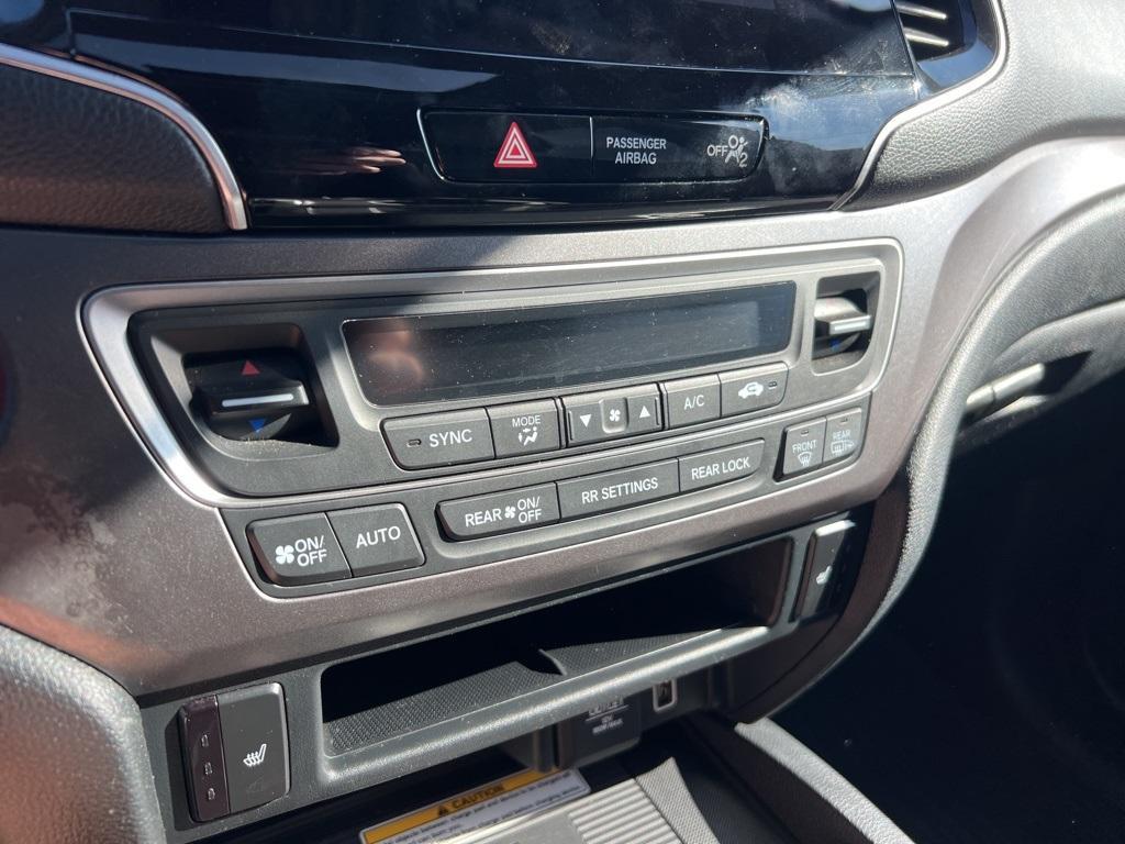 used 2022 Honda Pilot car, priced at $30,164