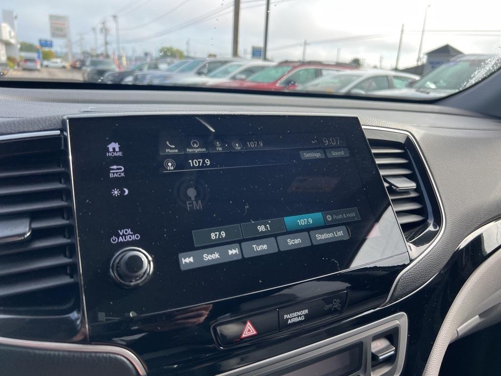 used 2022 Honda Pilot car, priced at $29,999