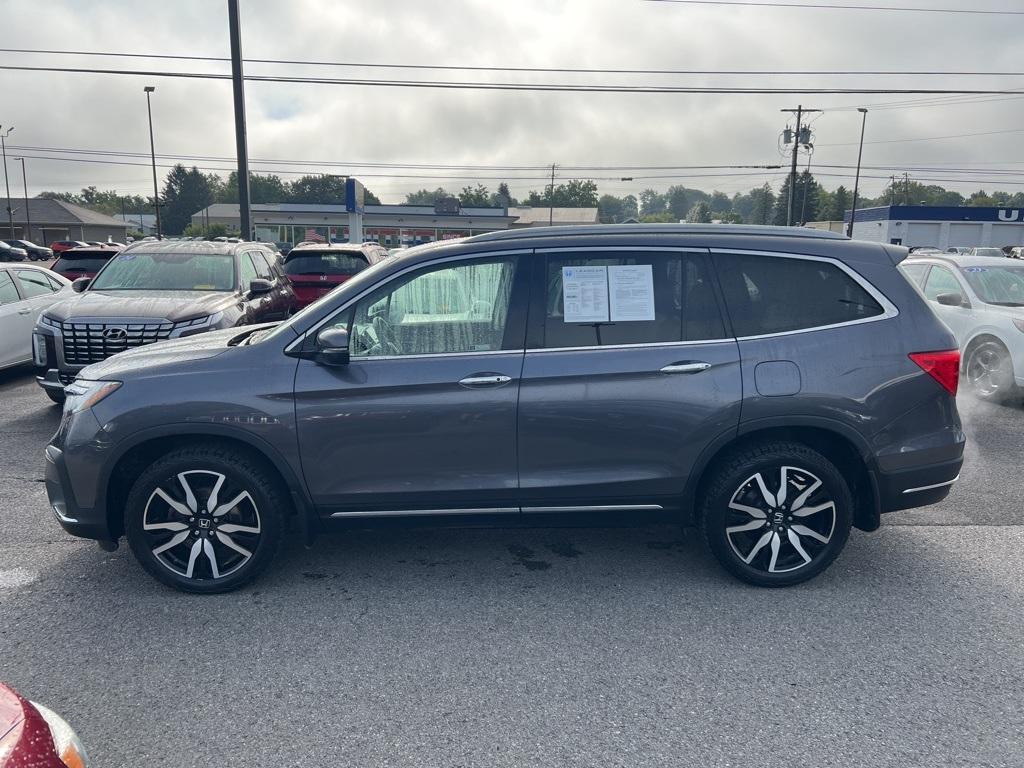 used 2022 Honda Pilot car, priced at $29,999